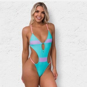 Wicked Weasel | Shoreline One-piece | Size Large